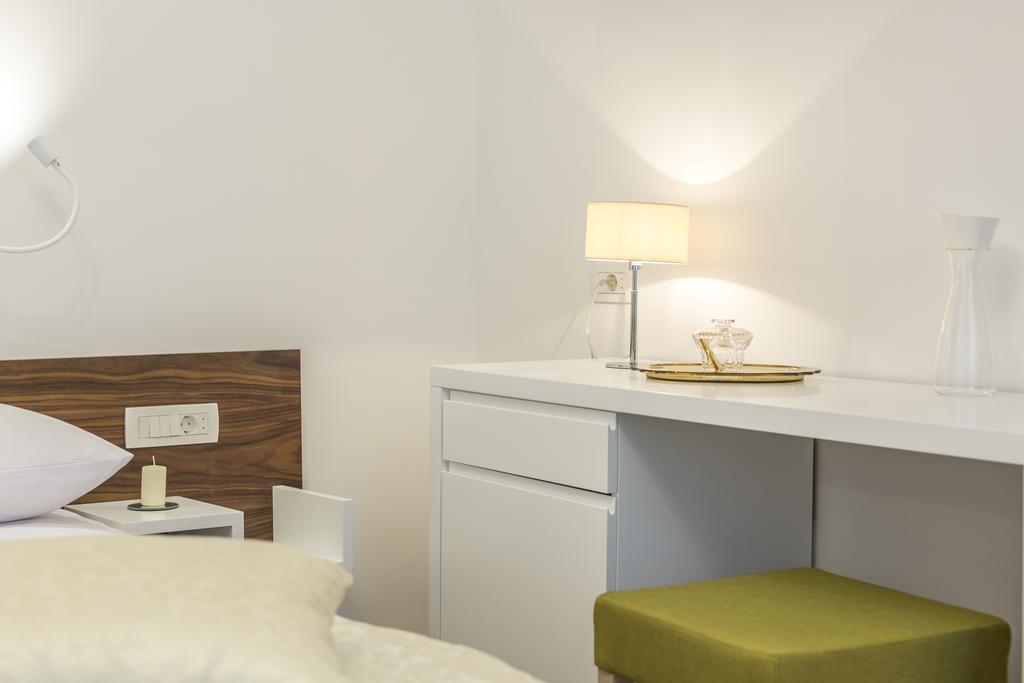Luxury Accommodation Marino Сплит Экстерьер фото