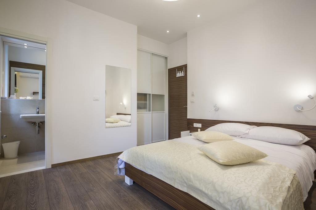 Luxury Accommodation Marino Сплит Экстерьер фото